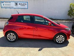 Rouge Utilisé 2021 Renault Zoe Zen Citadine | 14 500 € (Prix assez cher)