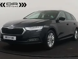 Noir Utilisé 2020 Skoda Octavia Ambition Break | 14 995 € (Super prix)