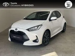 Utilisé 2022 Toyota Yaris Hybrid Design Berline | 19 990 € (Prix juste)