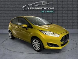 Jaune Utilisé 2015 Ford Fiesta Trend Citadine | 6 900 € (Prix juste)