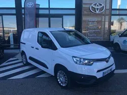 Utilisé 2024 Toyota Proace City Van | 22 600 € (Prix juste)