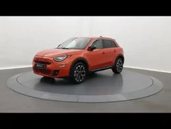 Orange Nouvelle 2025 Fiat 600E La Prima SUV | 29 490 € (Prix juste)