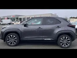 Utilisé 2022 Toyota Yaris Hybrid Design | 21 990 € (Prix juste)