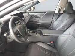 Utilisé 2024 Lexus ES300H Berline | 60 900 €
