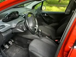 Utilisé 2017 Peugeot 208 Allure Citadine | 6 400 € (Super prix)