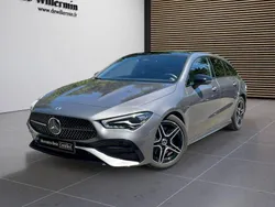 Gris Utilisé 2024 Mercedes CLA200 Shooting Brake Break | 42 900 € (Prix cher)