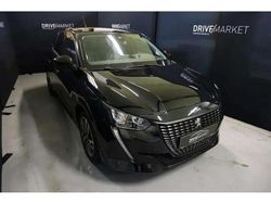 Noir Utilisé 2023 Peugeot 208 Allure Citadine | 17 928 € (Prix juste)