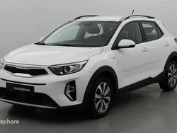 Blanc Utilisé 2022 Kia Stonic Active SUV | 16 799 € (Bon prix)