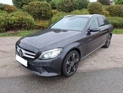 Gris Utilisé 2019 Mercedes C300e Avantgarde Break | 26 990 € (Prix juste)