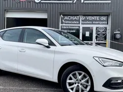 Blanc Utilisé 2022 Seat Leon Business Berline | 18 990 € (Prix juste)