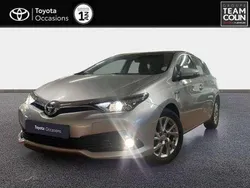 Utilisé 2016 Toyota Auris Hybrid Berline | 15 990 € (Prix juste)
