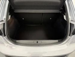 Gris Utilisé 2025 Peugeot 208 GTi Citadine | 24 490 € (Prix cher)