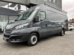 Gris Utilisé 2022 Iveco Daily Van | 36 975 € (Prix cher)