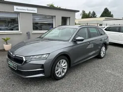 Gris Utilisé 2024 Skoda Octavia Selection Break | 30 890 € (Prix juste)