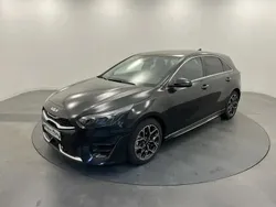 Noir Utilisé 2023 Kia Ceed GT GT-Line Berline | 24 900 € (Prix assez cher)