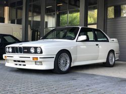 Blanc Utilisé 1987 BMW M3 Berline | 129 000 €