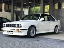 Blanc Utilisé 1987 BMW M3 Berline | 129 000 €