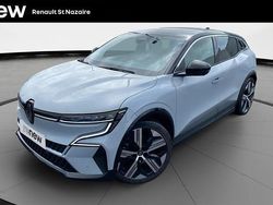 Gris Utilisé 2022 Renault Mégane Iconic Berline | 23 990 € (Prix juste)