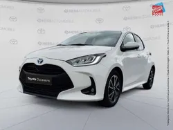 Utilisé 2022 Toyota Yaris Hybrid Design Berline | 20 499 € (Prix juste)