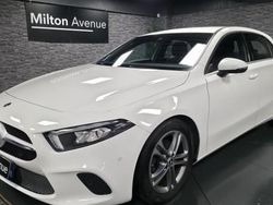 Blanc Utilisé 2019 Mercedes A160 Style Berline | 18 990 € (Prix juste)