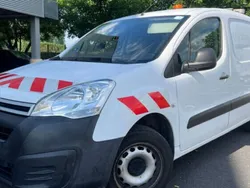 Blanc Utilisé 2016 Citroën Berlingo Monospace | 6 990 €