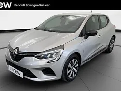 Gris Utilisé 2023 Renault Clio V Equilibre Citadine | 17 990 € (Prix assez cher)