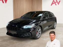 Noir Occasion 2021 Ford Focus ST-Line Berline | 16 990 € (Bon prix)