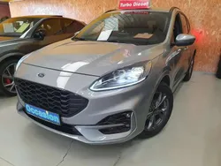 Gris Utilisé 2021 Ford Kuga ST-Line SUV | 23 900 € (Prix juste)