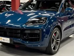 Utilisé 2023 Porsche Cayenne Turbo SUV | 156 500 €
