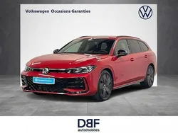Rouge Utilisé 2024 VW Passat R-line Coupé | 40 999 €