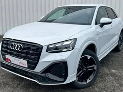 Blanc glacier métallisé Utilisé 2024 Audi Q2 S-Line SUV | 40 990 €