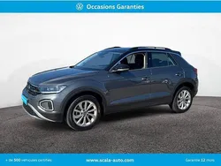 Utilisé 2022 VW T-Roc Life SUV | 19 990 € (Prix juste)