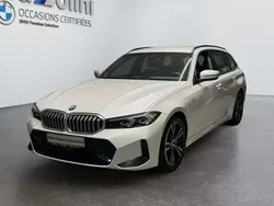 Blanc Utilisé 2024 BMW 330 Sport Line Break | 47 076 € (Bon prix)