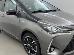 Utilisé 2018 Toyota Yaris Hybrid Citadine | 13 990 € (Bon prix)