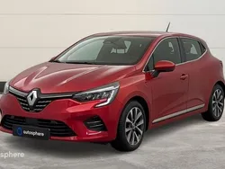 Rouge Utilisé 2021 Renault Clio V Intens Berline | 16 299 € (Prix juste)