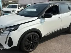 Blanc Utilisé 2021 Peugeot 3008 GT SUV | 26 999 € (Prix cher)
