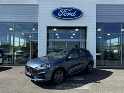 Bleu Utilisé 2021 Ford Kuga Business Edition SUV | 23 499 € (Prix juste)