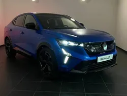Bleu Utilisé 2024 Renault Rafale SUV | 55 500 € (Prix juste)