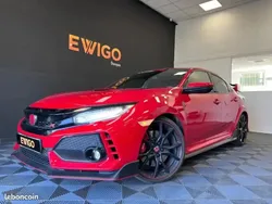 Rouge Utilisé 2018 Honda Civic Berline | 37 990 € (Prix cher)