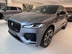 Gris Nouvelle 2024 Jaguar F-Pace R-Dynamic SUV | 99 000 €