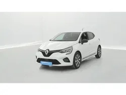 Blanc Utilisé 2022 Renault Clio V Evolution Citadine | 14 987 € (Prix juste)
