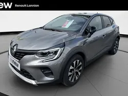 Gris Utilisé 2024 Renault Captur Evolution SUV | 18 590 € (Prix juste)