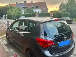 Utilisé 2011 Opel Meriva Enjoy Monospace | 2 900 € (Prix juste)