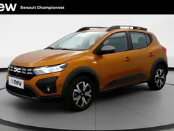 Orange Utilisé 2023 Dacia Sandero Expression Citadine | 15 790 € (Prix juste)