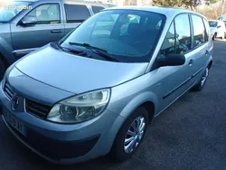 Gris Utilisé 2005 Renault Scénic II Monospace | 2 950 € (Bon prix)