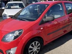 Utilisé 2011 Renault Twingo Authentique Citadine | 5 490 € (Prix assez cher)
