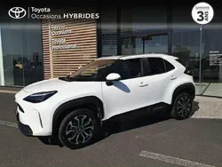 Utilisé 2022 Toyota Yaris Hybrid Design | 22 990 € (Prix juste)