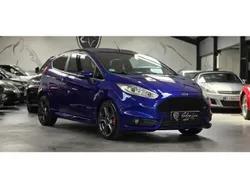 Bleu Utilisé 2017 Ford Fiesta ST Citadine | 14 990 € (Prix juste)