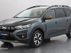 Vert Utilisé 2024 Dacia Jogger Extreme Break | 21 999 € (Prix juste)