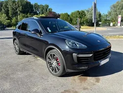 Utilisé 2015 Porsche Cayenne Turbo SUV | 39 690 €